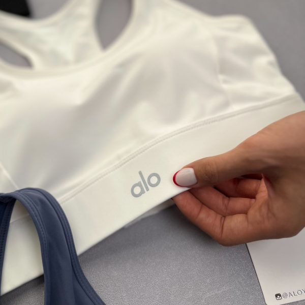 نیمتنه برند alo yoga سفید