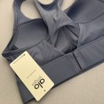 نیمتنه برند alo yoga - Image 6