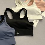 نیمتنه برند alo yoga