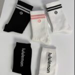 جوراب lululemon