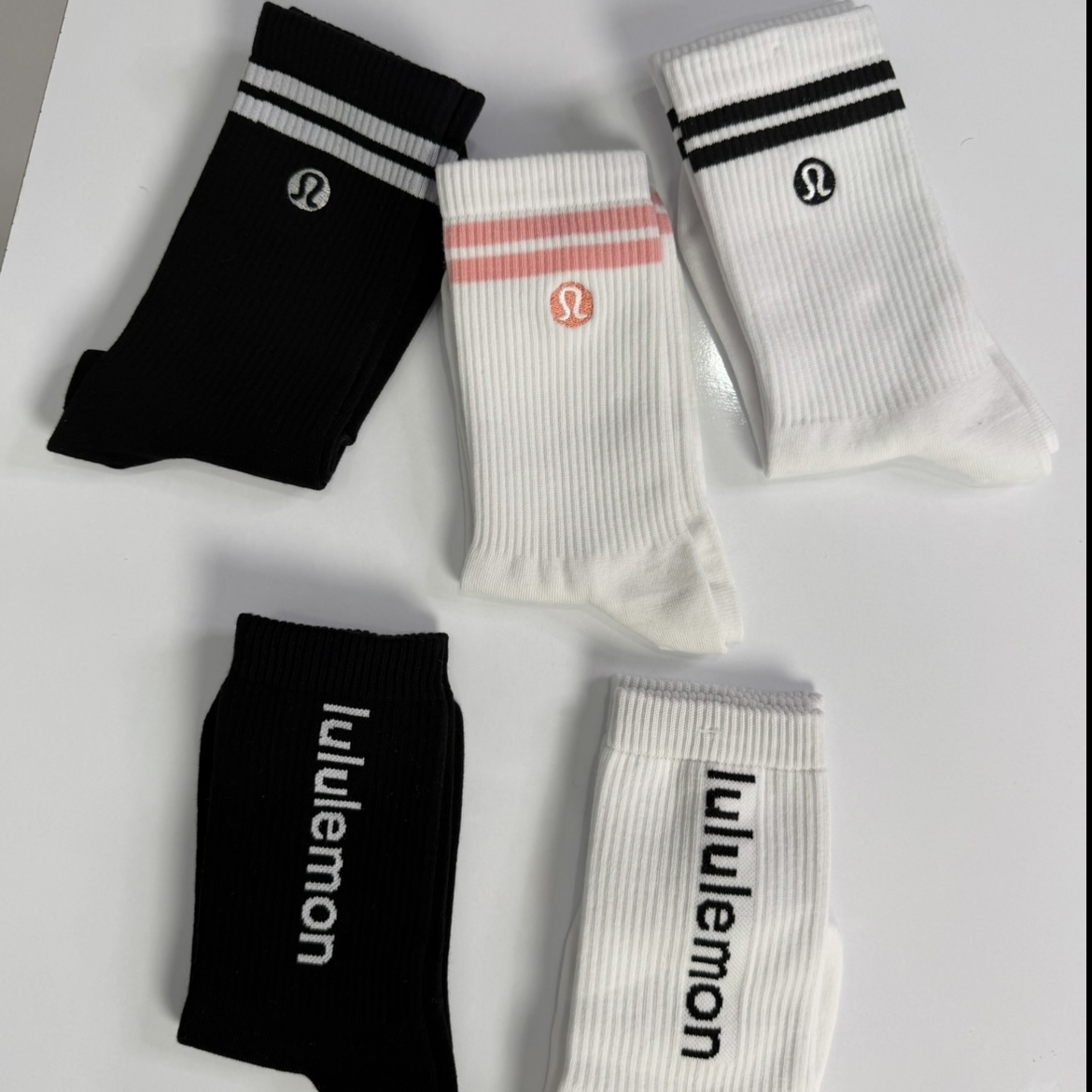 جوراب lululemon جوراب lululemon