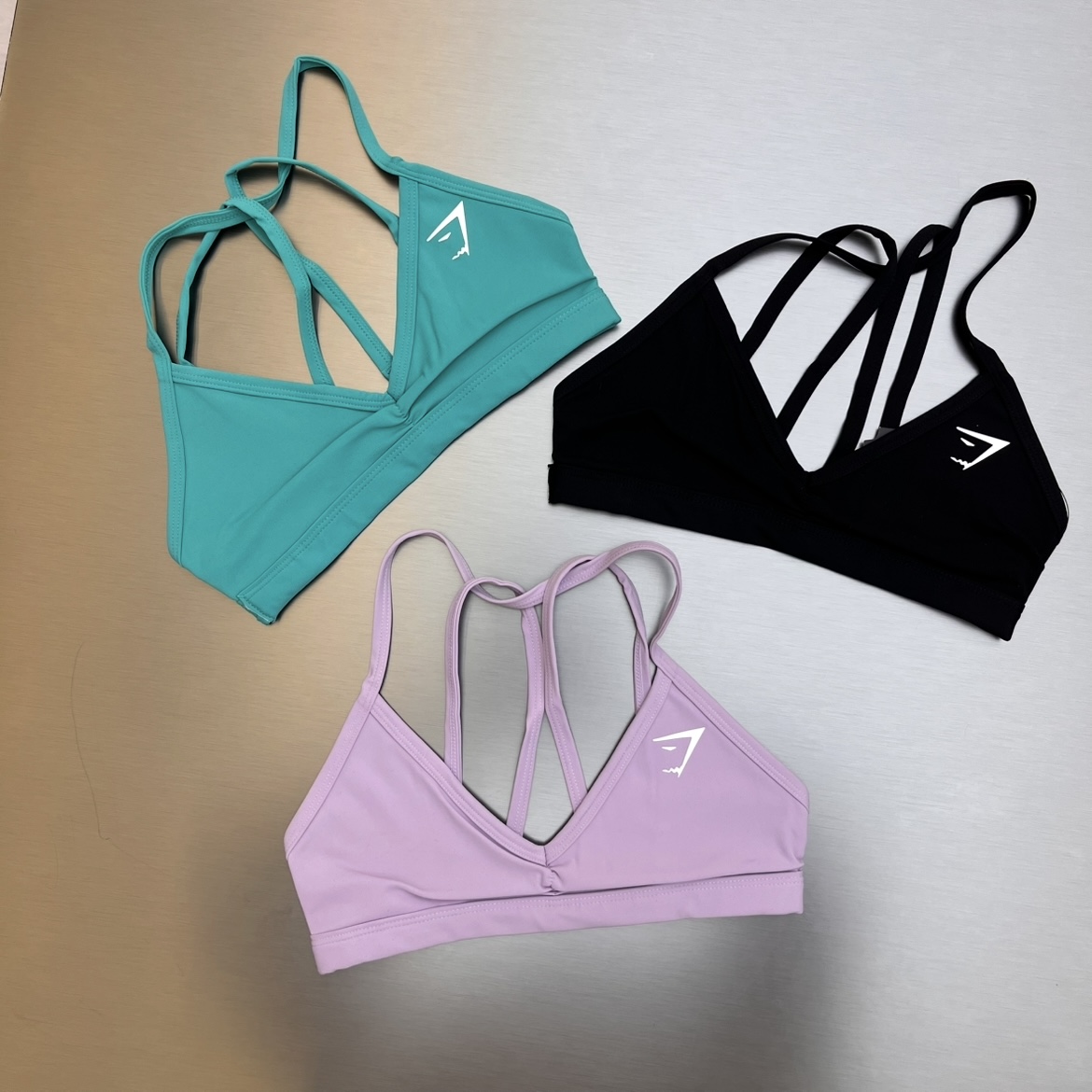 نیمتنه gymshark 022 نیمتنه gymshark 022