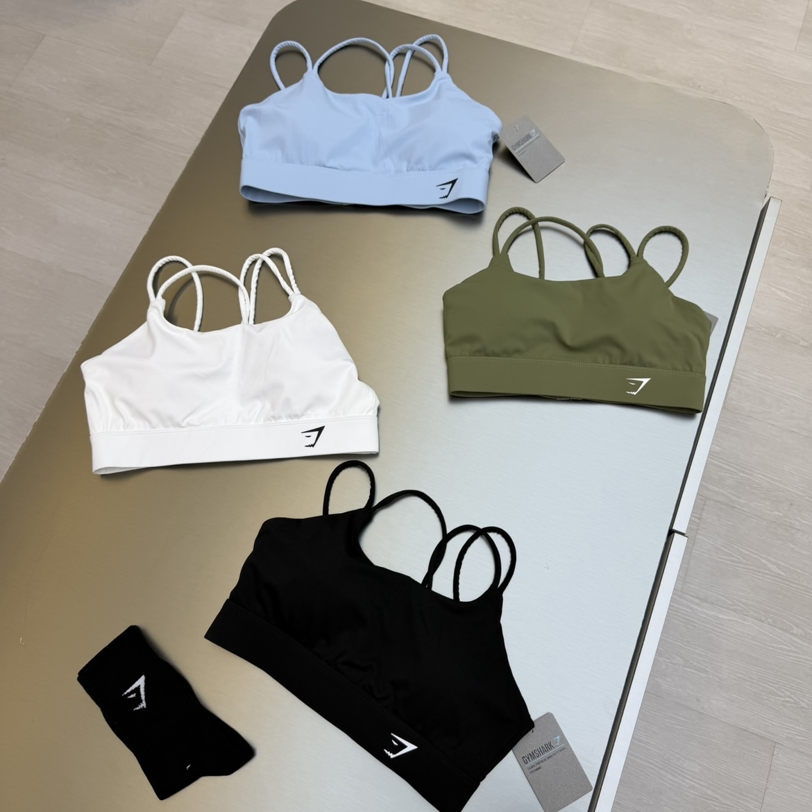 نیمتنه gymshark 017 نیمتنه gymshark 017